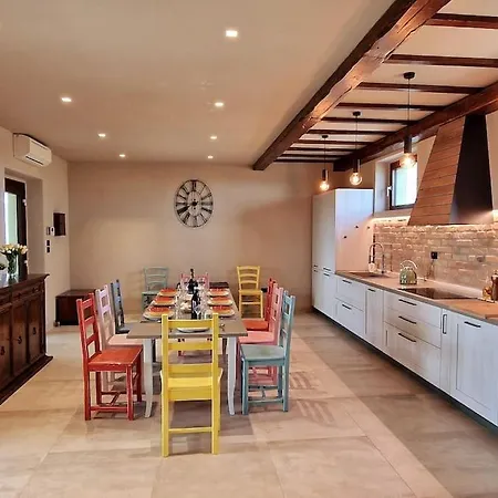 Holiday home Characteristic Restored With 360 Degree Views *