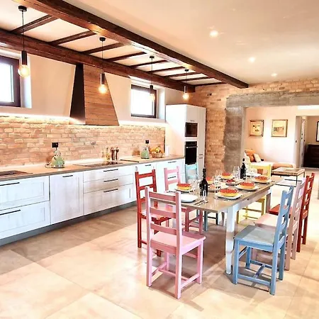 Holiday home Characteristic Restored With 360 Degree Views Montefino
