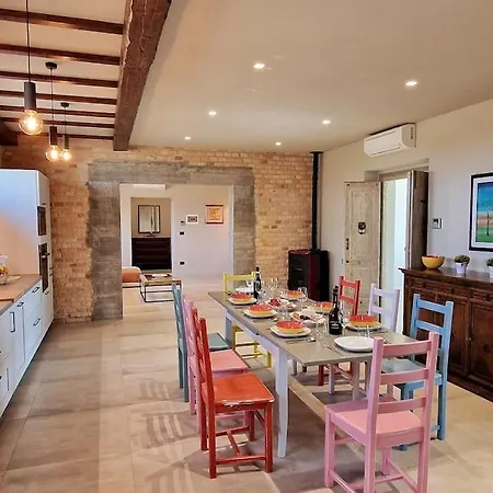 Characteristic Restored With 360 Degree Views Holiday home