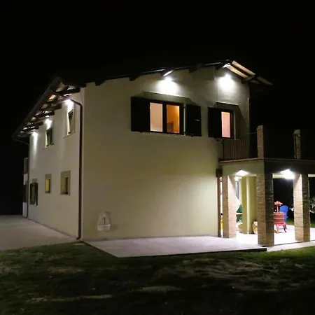 Vakantiehuis Characteristic Restored With 360 Degree Views Montefino