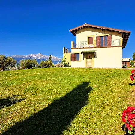 Characteristic Restored With 360 Degree Views * Montefino