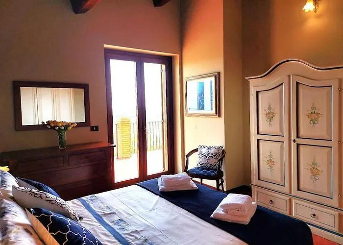 Characteristic Restored With 360 Degree Views Holiday home Montefino