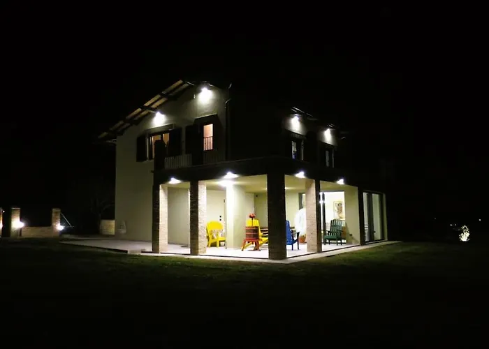 Characteristic Restored With 360 Degree Views Σπίτι διακοπών